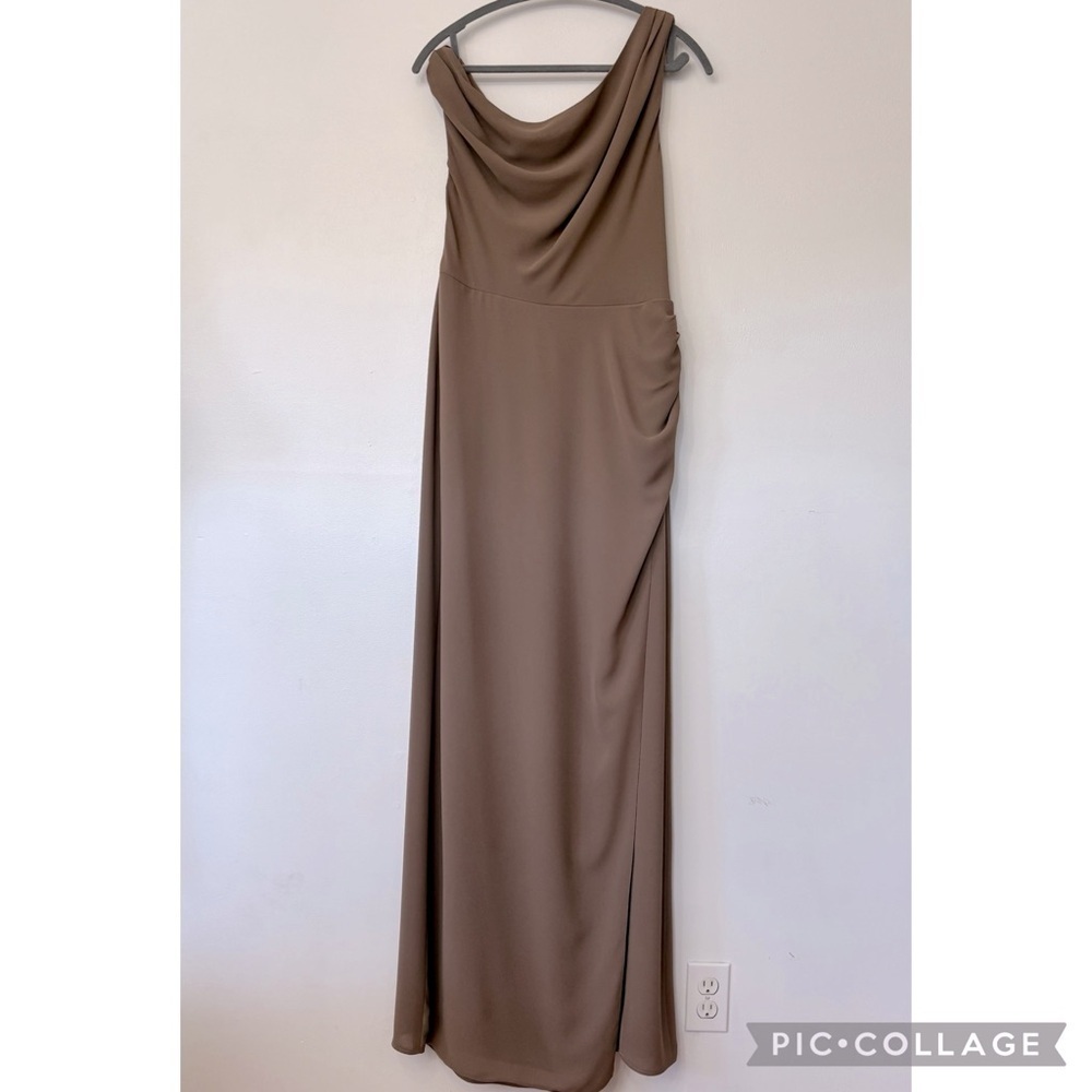 Show me Your Mumu Jodie Dress in Dune Chiffon - Picture 5 of 10